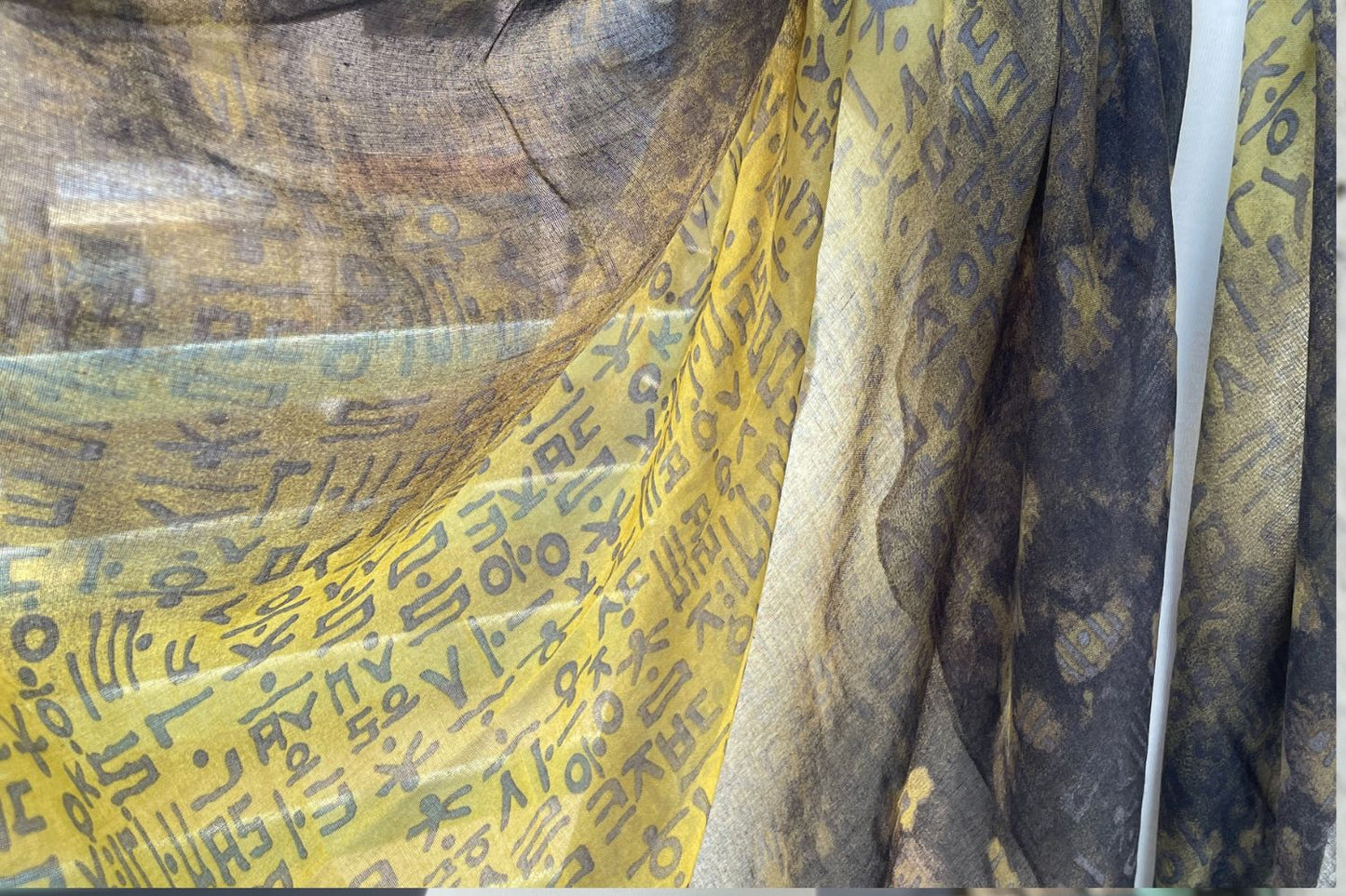 Hunminjeongeum scarf 3