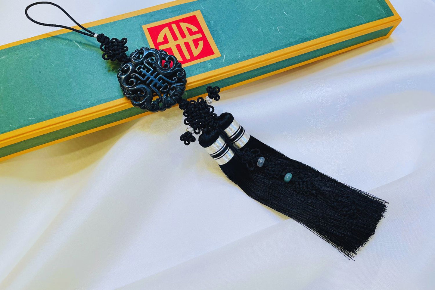 Cloud Norigae (Black)