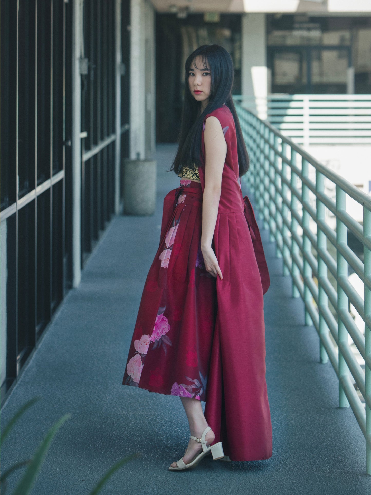 Peonia Convertible dress and Vest