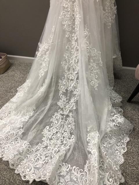 Allure Couture C526 - LEEHWA WEDDING