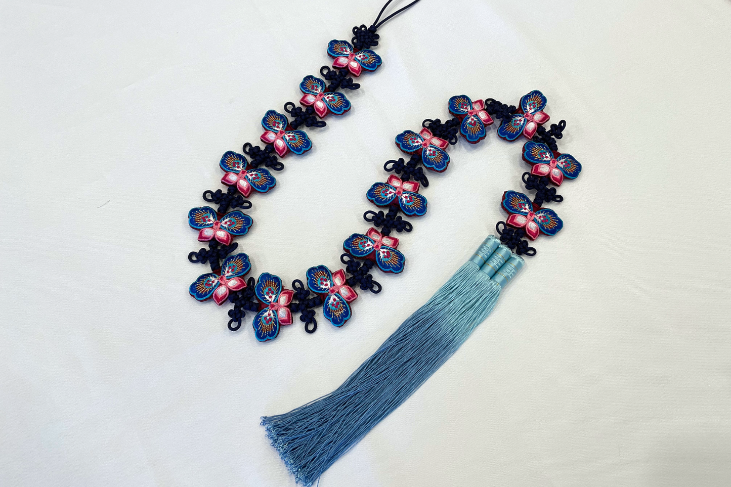 Long Nabi Norigae (Pink/Blue/Fuchsia)