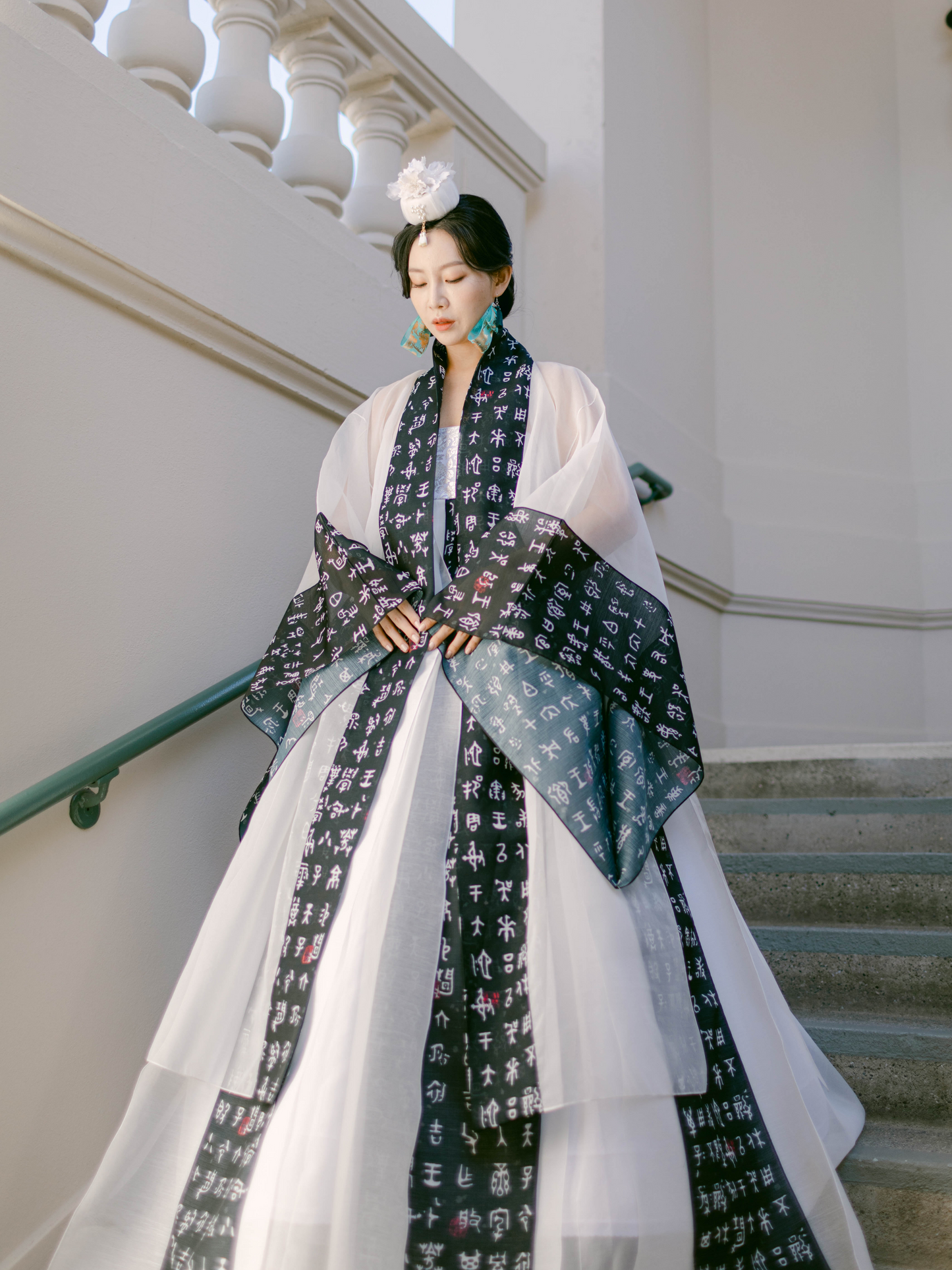 White and Black Robe