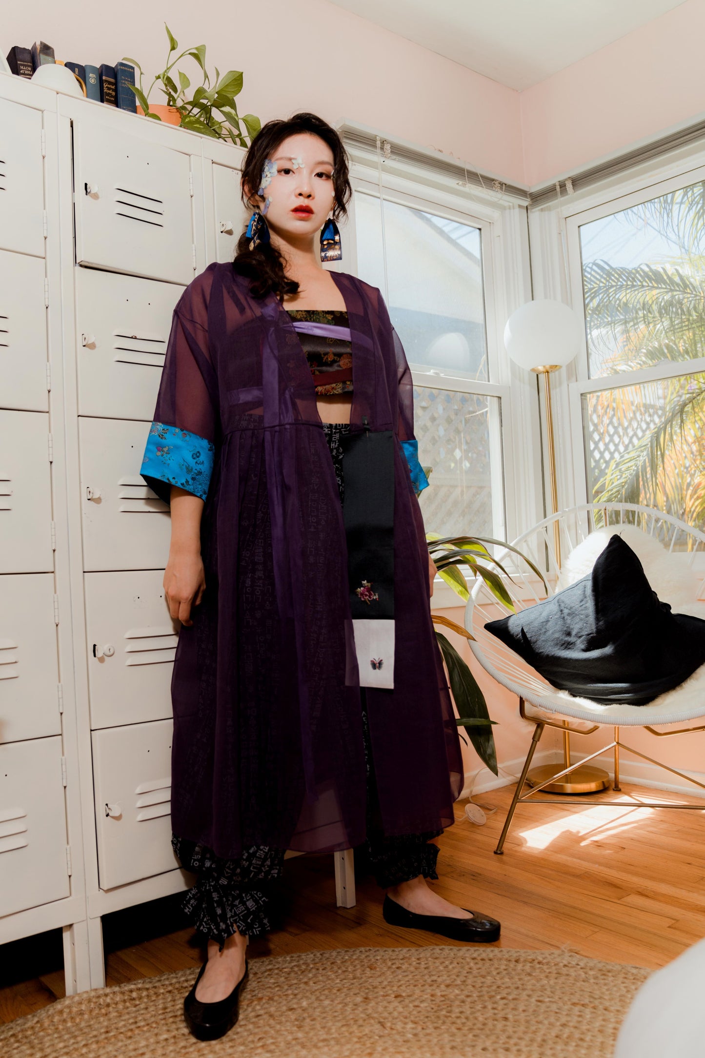 Leehwa Wedding and Traditional Korean Dress House of Leehwa Black Sheer Organza Robe Modern Hanbok Skirt Crop Top Fashion Look Embroidery Dragon