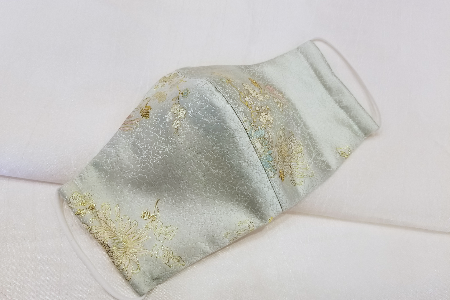 Sage Premium Silk Mask