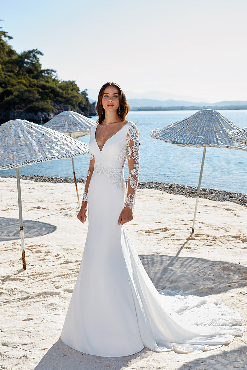Eddy K Valencia – LEEHWA WEDDING & HANBOK