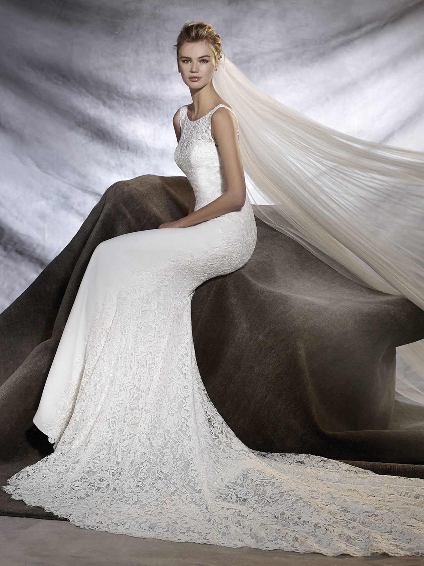 Pronovias Omar - LEEHWA WEDDING