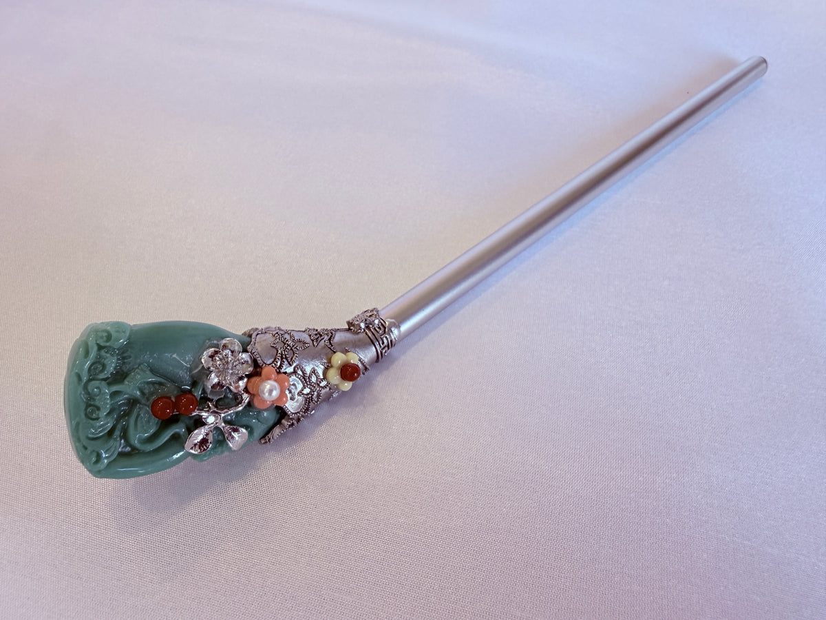 Hyanggi Green Traditional Korean Hair Pin Ornament