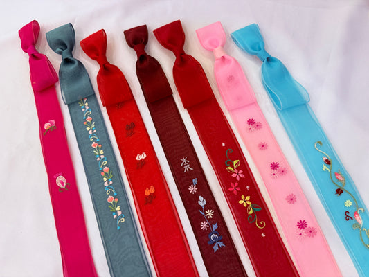 Silk Embroidered Daenggi Hair Pin - LEEHWA WEDDING