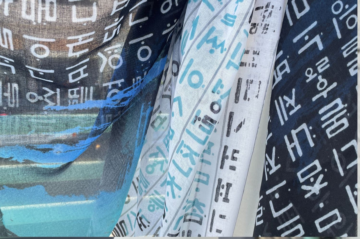 Hunminjeongeum scarf 1