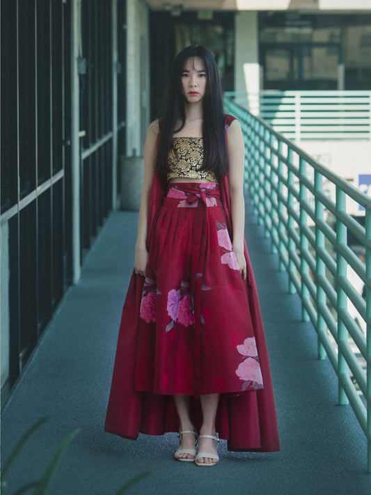 Peonia Convertible dress and Vest