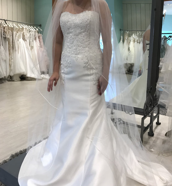 Pronovias Drileas - LEEHWA WEDDING