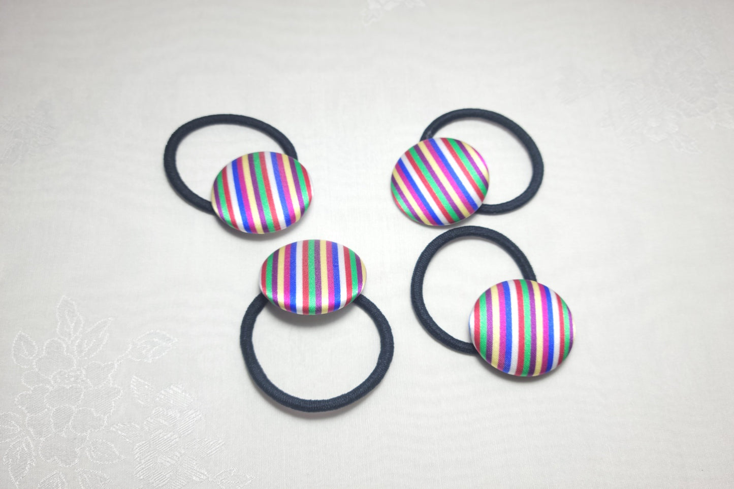 Saekdong Hair Tie