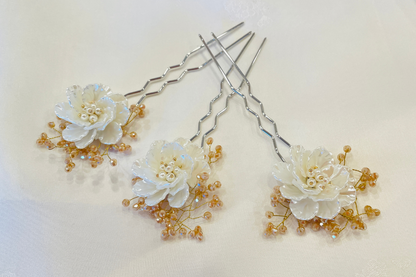 Ornamental Hair Pin (White)