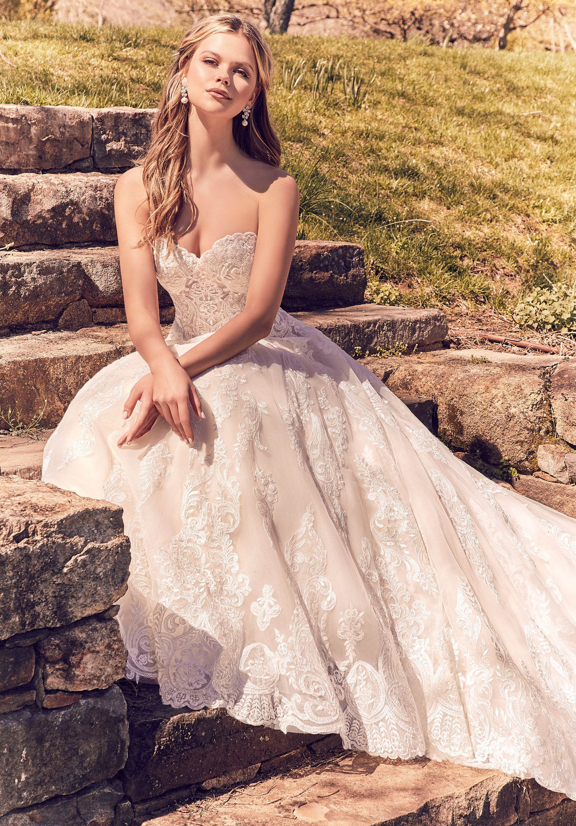 Mori Lee 8273 Lisa LEEHWA WEDDING & HANBOK Mori Lee 8273 Lisa LEEHWA WEDDING & HANBOK