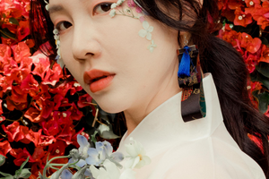 Leehwa Wedding and Traditional Korean Dress House of Leehwa Black & Blue Hanbok Earrings Traditional Korean Culture