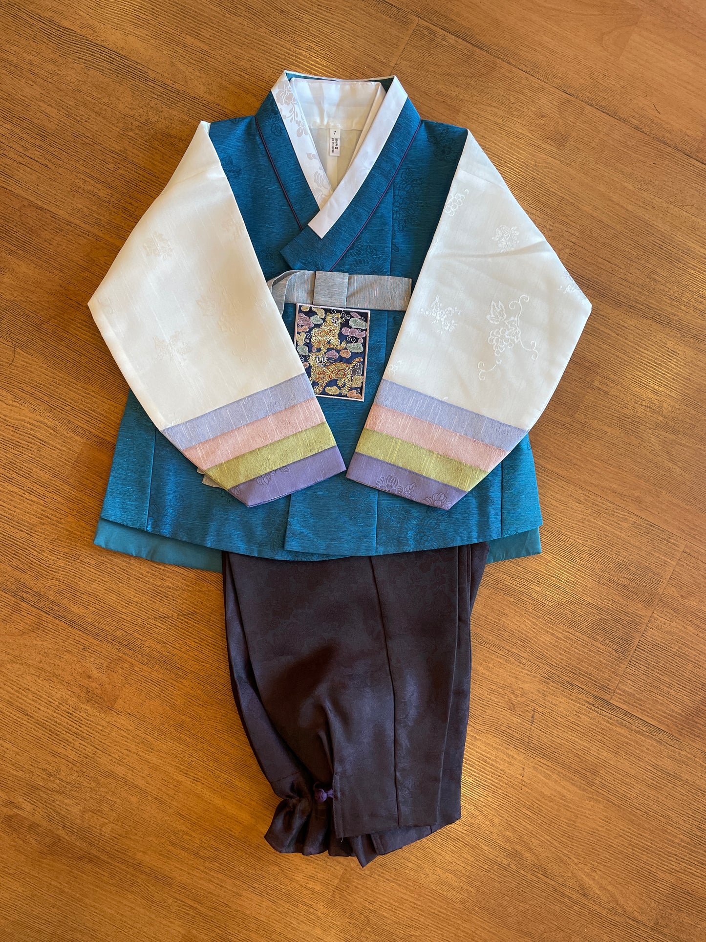 7 year boy hanbok