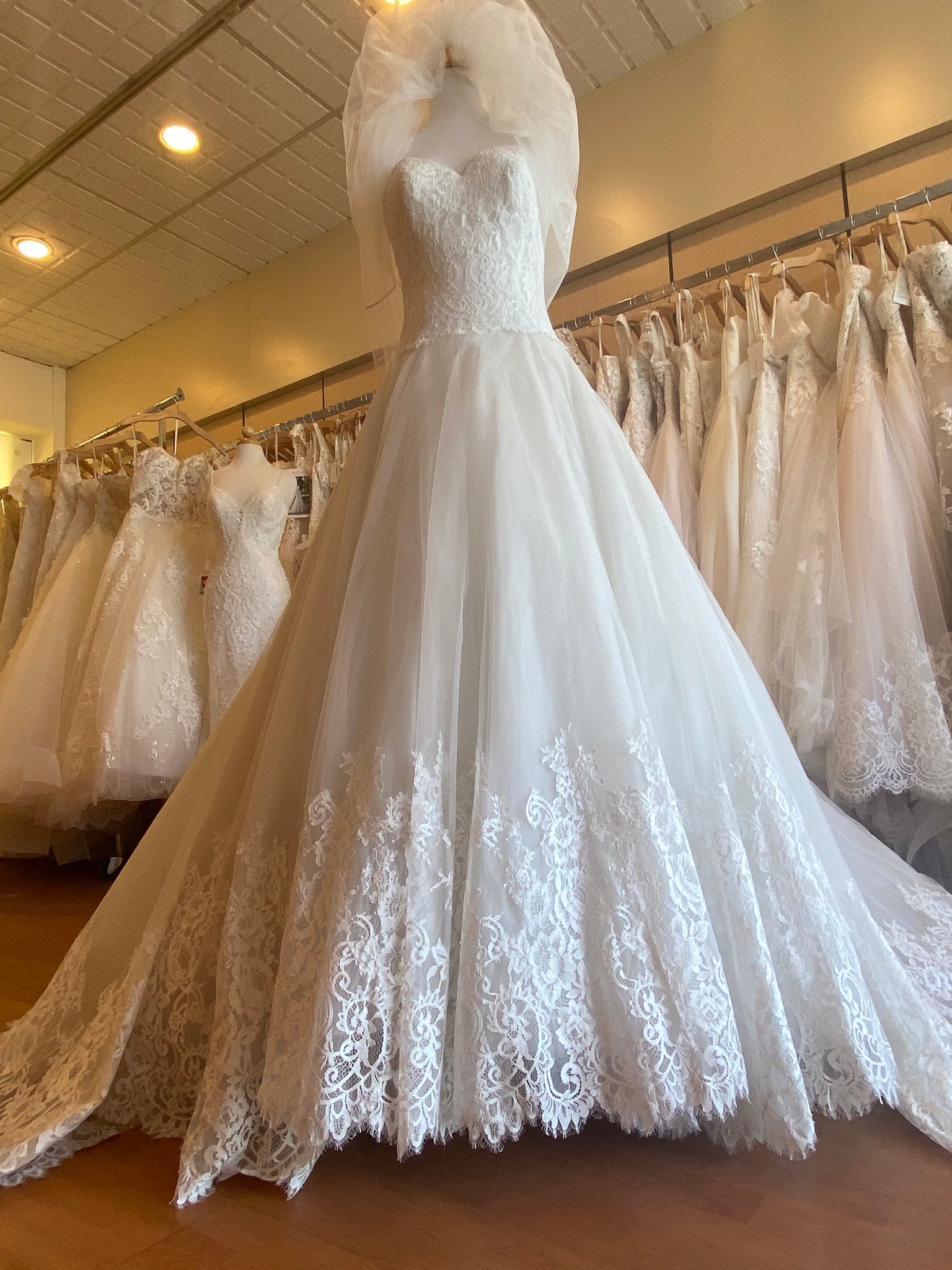 Allure 9171 - LEEHWA WEDDING