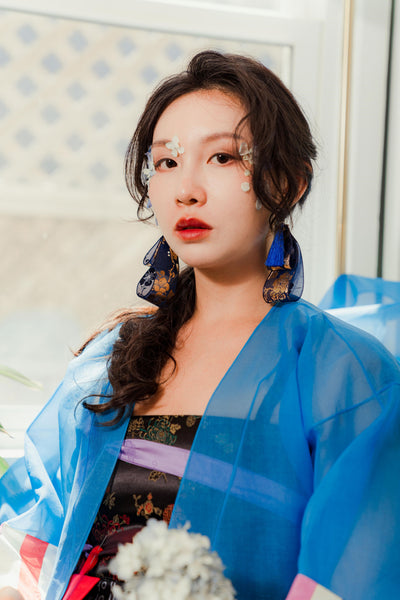 Leehwa Wedding and Traditional Korean Dress House of Leehwa Black Sheer Organza Robe Modern Hanbok Skirt Crop Top Fashion Look Embroidery Dragon