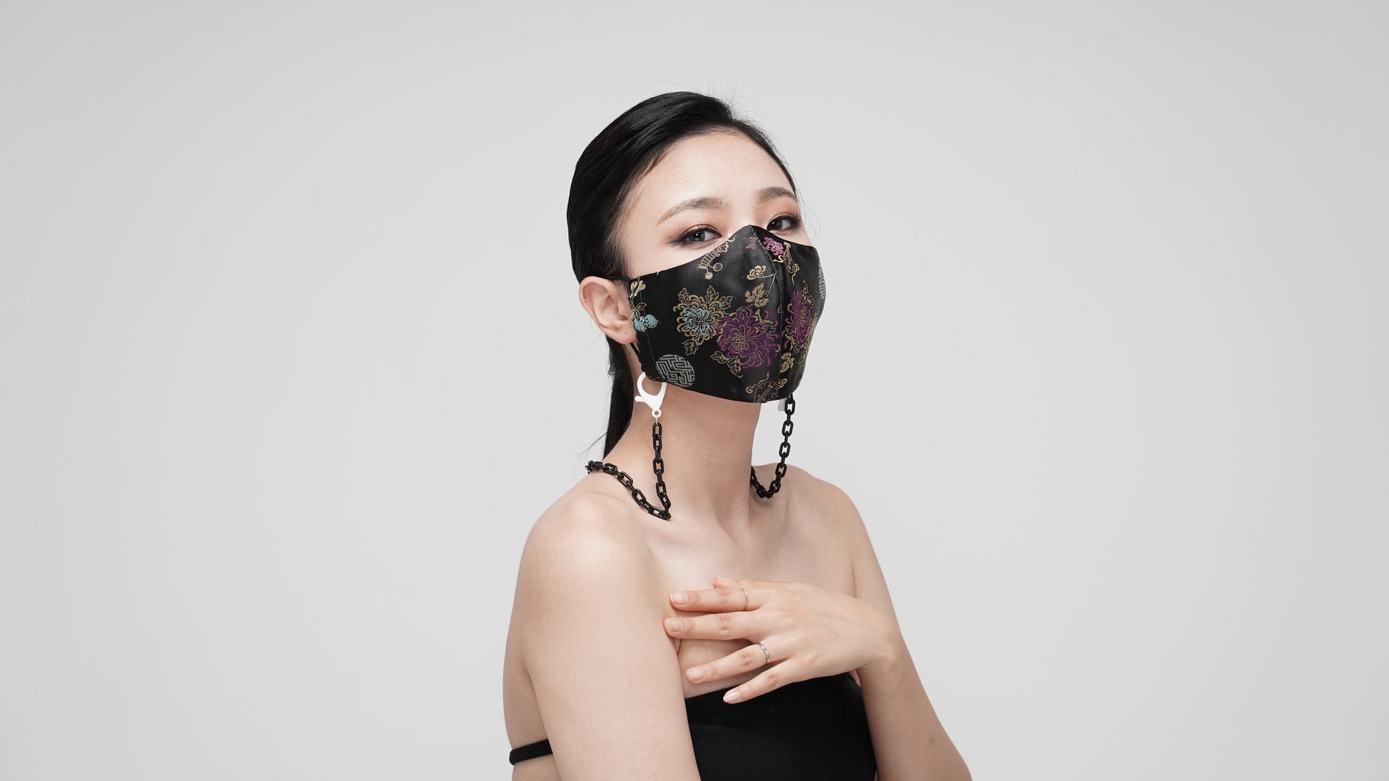 Black Satin Mask - LEEHWA WEDDING