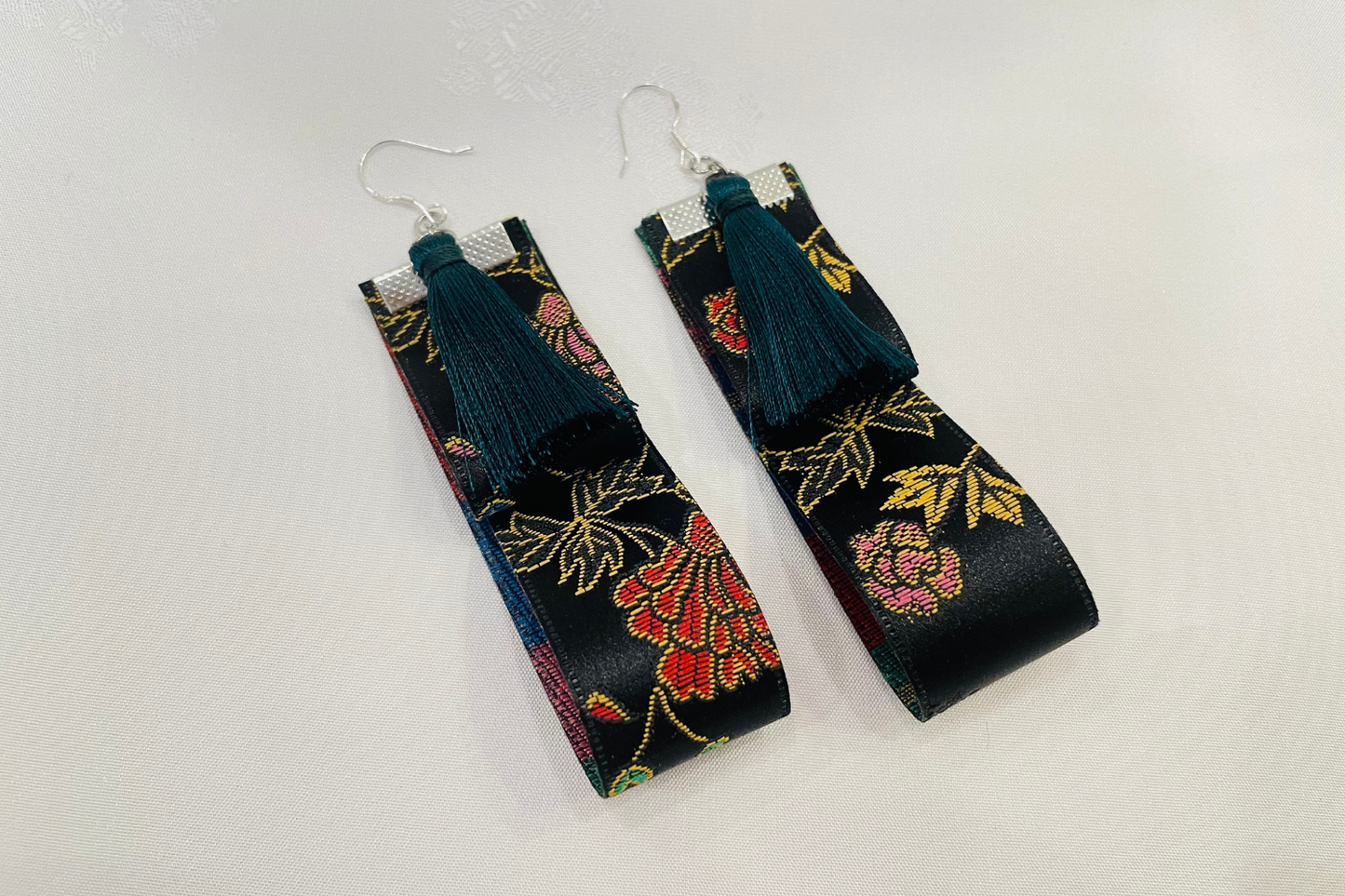 Black & Hunter Green Hanbok Earrings