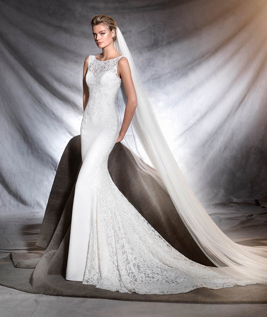 Pronovias Omar - LEEHWA WEDDING