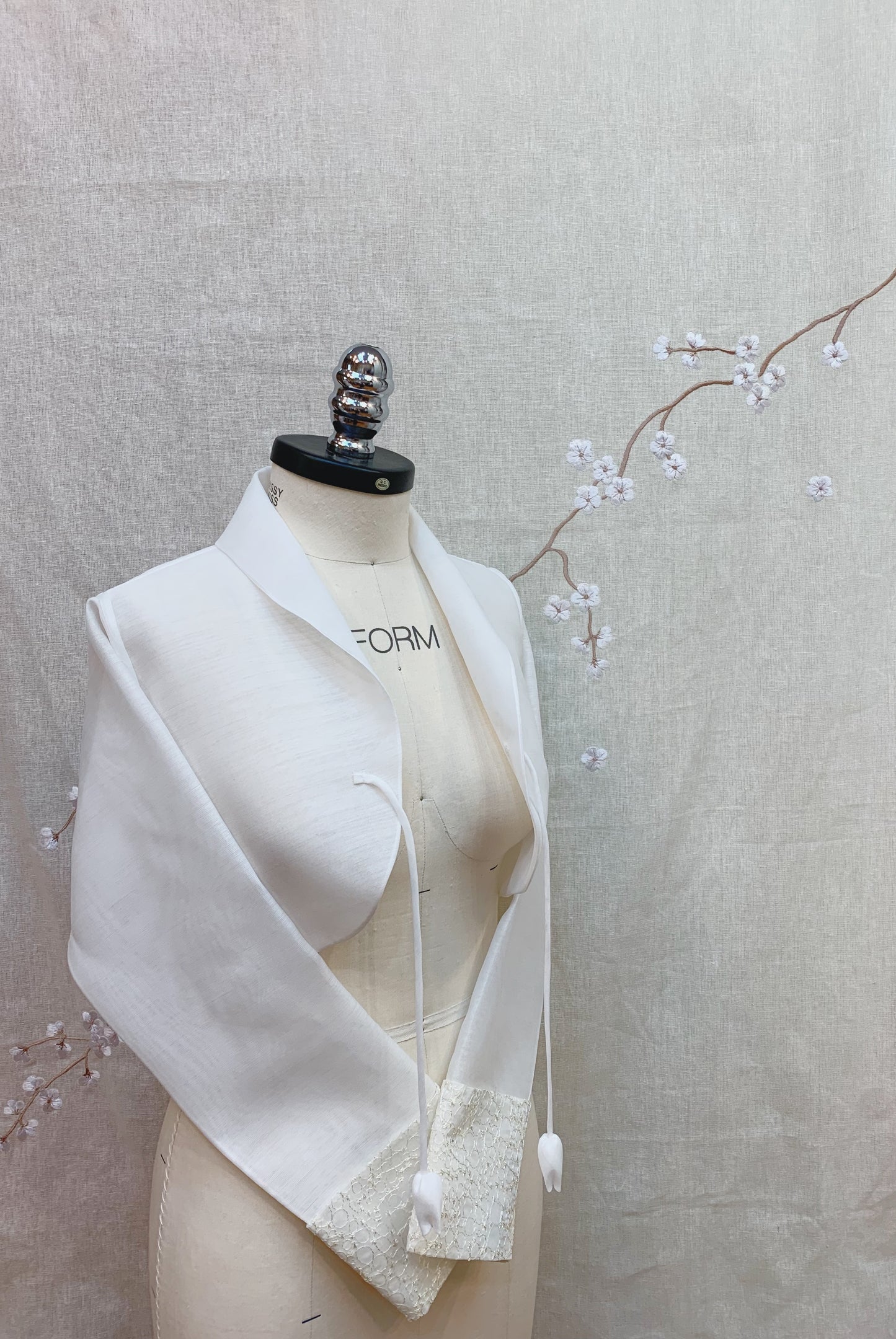 The Bolero Crop